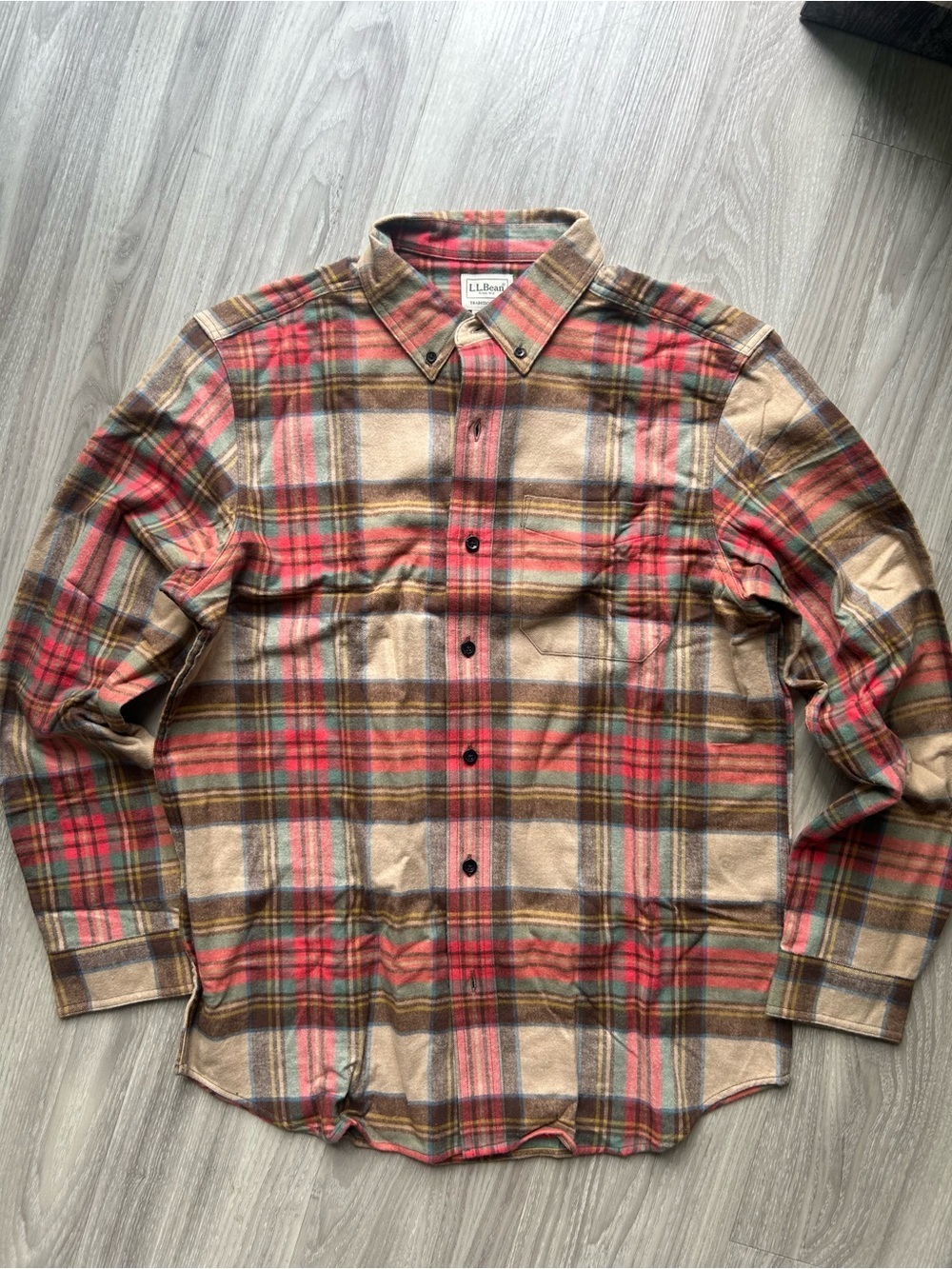 L.L. Bean Scotch Plaid Flannel Shirt Traditional Fit in Antique Dress Stewart